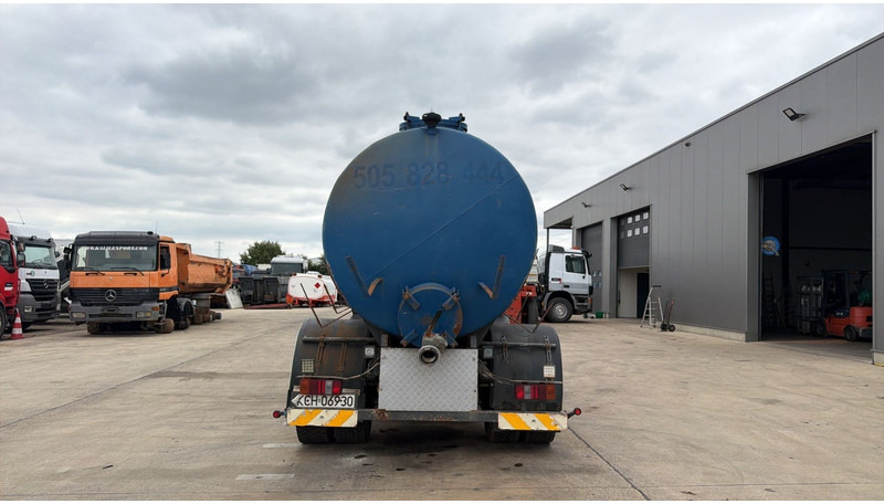 DAF 75 ATI 270 (10500 L / MANUAL PUMP / MANUAL GEARBOX / STEEL SUSP. / LAMES / POMPE MANUELLE) - Vaakumveok: pilt 5 DAF 75 ATI 270 (10500 L / MANUAL PUMP / MANUAL GEARBOX / STEEL SUSP. / LAMES / POMPE MANUELLE) - Vaakumveok: pilt 5