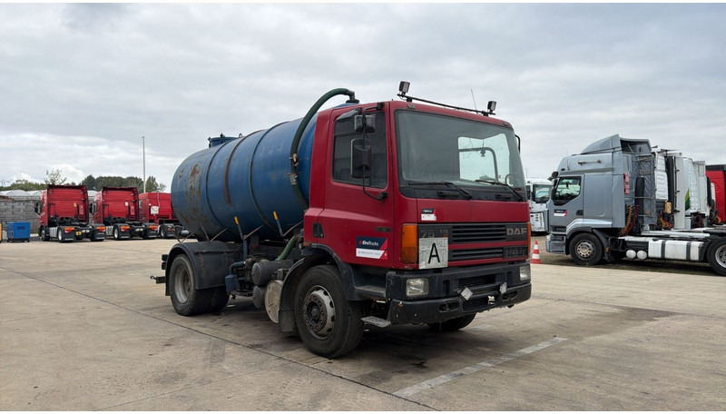 DAF 75 ATI 270 (10500 L / MANUAL PUMP / MANUAL GEARBOX / STEEL SUSP. / LAMES / POMPE MANUELLE) - Vaakumveok: pilt 2 DAF 75 ATI 270 (10500 L / MANUAL PUMP / MANUAL GEARBOX / STEEL SUSP. / LAMES / POMPE MANUELLE) - Vaakumveok: pilt 2