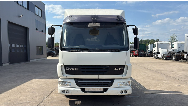 DAF LF 45.210 (EURO 5 / HOLLAND TRUCK / NEW CONSTRUCTION / EURO 5 / PERFECT CONDITION) - Treilerveoauto: pilt 2 DAF LF 45.210 (EURO 5 / HOLLAND TRUCK / NEW CONSTRUCTION / EURO 5 / PERFECT CONDITION) - Treilerveoauto: pilt 2