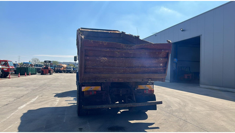 Iveco MAGIRUS 260 - 34 (LIVRAISON GRATUITE AU PORT D'ANVERS / POMPE MANUELLE) - Kallurauto: pilt 5 Iveco MAGIRUS 260 - 34 (LIVRAISON GRATUITE AU PORT D'ANVERS / POMPE MANUELLE) - Kallurauto: pilt 5