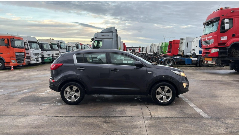 Kia NEW sportage  (VOITURE BELGE / BELGIAN CAR / AIRCO) - Maastur: pilt 4 Kia NEW sportage  (VOITURE BELGE / BELGIAN CAR / AIRCO) - Maastur: pilt 4