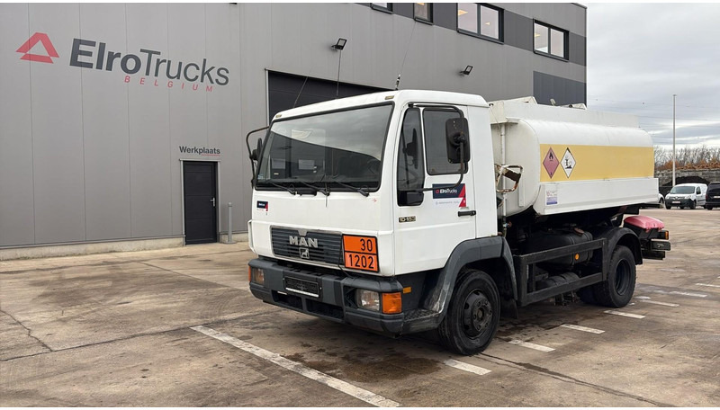 MAN 10.153 (7500L / FULL STEEL / LAMES / BOITE MANUELLE / MANUAL GEARBOX) - Tsisternauto: pilt 1 MAN 10.153 (7500L / FULL STEEL / LAMES / BOITE MANUELLE / MANUAL GEARBOX) - Tsisternauto: pilt 1