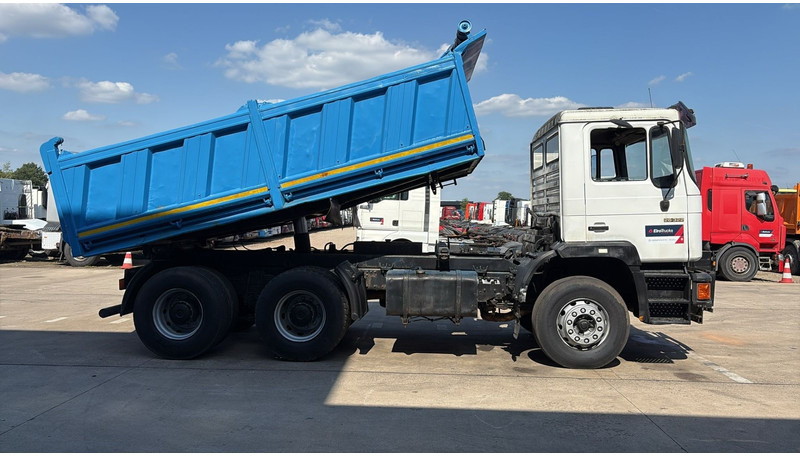 MAN 26.322 (MANUAL PUMP / POMPE MANUELLE / LAMES / GRAND PONT / BIG AXLE) - Kallurauto: pilt 4 MAN 26.322 (MANUAL PUMP / POMPE MANUELLE / LAMES / GRAND PONT / BIG AXLE) - Kallurauto: pilt 4