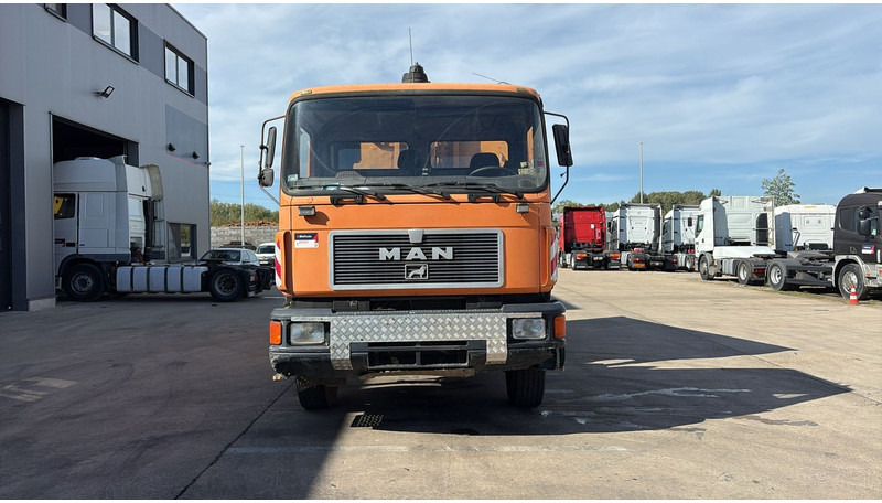 MAN 26.342 (6X4 / BIG AXLE / GRAND PONT) - Kallurauto: pilt 2 MAN 26.342 (6X4 / BIG AXLE / GRAND PONT) - Kallurauto: pilt 2