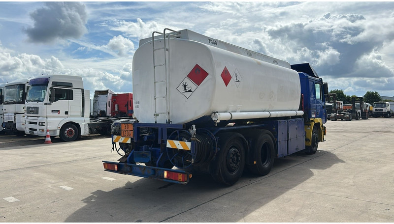 MAN 26.402 (18.000 L / 6X2 / 6 CYLINDER / FRONT STEEL / 3 COMPARTIMENTS) - Tsisternauto: pilt 5 MAN 26.402 (18.000 L / 6X2 / 6 CYLINDER / FRONT STEEL / 3 COMPARTIMENTS) - Tsisternauto: pilt 5