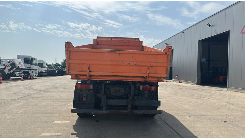 MAN 28.364 (4X4 + LIFT AXLE / 6 CYLINDERS / GOOD CONDITION / FRONT STEEL / MANUAL GEARBOX) - Kallurauto: pilt 5 MAN 28.364 (4X4 + LIFT AXLE / 6 CYLINDERS / GOOD CONDITION / FRONT STEEL / MANUAL GEARBOX) - Kallurauto: pilt 5