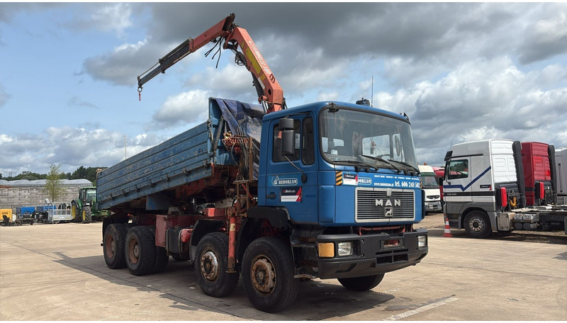 MAN 35.362 (6 CYLINDER / MANUAL PUMP / 8X4 / FALFINGER CRANE PK80 / STEEL SUSP.) - Kallurauto, Kraanaga veoauto: pilt 3 MAN 35.362 (6 CYLINDER / MANUAL PUMP / 8X4 / FALFINGER CRANE PK80 / STEEL SUSP.) - Kallurauto, Kraanaga veoauto: pilt 3