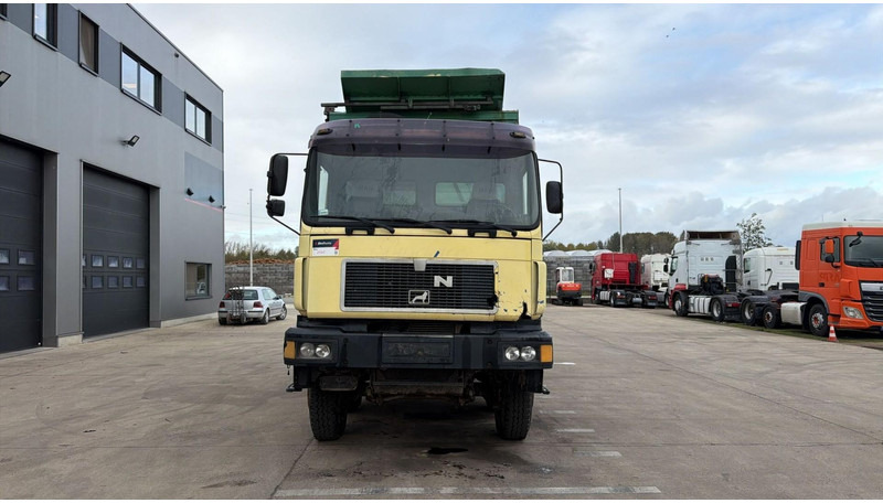 MAN 35.402 (8X8 / BIG AXLES / GRAND PONT / LAMES / STEEL SUSP. / 6 CYLINDER) - Kallurauto: pilt 2 MAN 35.402 (8X8 / BIG AXLES / GRAND PONT / LAMES / STEEL SUSP. / 6 CYLINDER) - Kallurauto: pilt 2