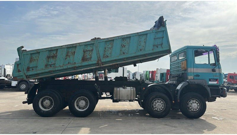 MAN 36.403 (8X6 / LAMES / STEEL SUSP. / BIG AXLE / 6 CYLINDER) - Kallurauto: pilt 5 MAN 36.403 (8X6 / LAMES / STEEL SUSP. / BIG AXLE / 6 CYLINDER) - Kallurauto: pilt 5