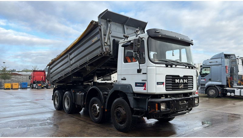 MAN 41.414 (BIG AXLES / 41 TONS / GRAND PONT / LAMES / 6 CYLINDER) - Kallurauto: pilt 3 MAN 41.414 (BIG AXLES / 41 TONS / GRAND PONT / LAMES / 6 CYLINDER) - Kallurauto: pilt 3