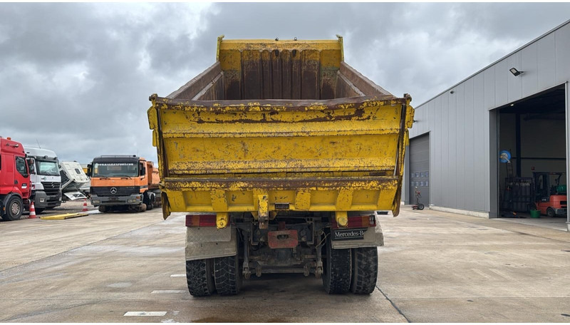 Mercedes-Benz ACTROS 2640 (EPS / LAMES / GRAND PONT / 6X4 / 3 PEDALES) - Kallurauto: pilt 5 Mercedes-Benz ACTROS 2640 (EPS / LAMES / GRAND PONT / 6X4 / 3 PEDALES) - Kallurauto: pilt 5