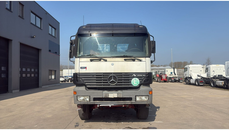 Mercedes-Benz Actros 1843 (4X4 / EPS / GRAND PONT / LAMES / V6 / 2 PONTS) - Kallurauto: pilt 3 Mercedes-Benz Actros 1843 (4X4 / EPS / GRAND PONT / LAMES / V6 / 2 PONTS) - Kallurauto: pilt 3