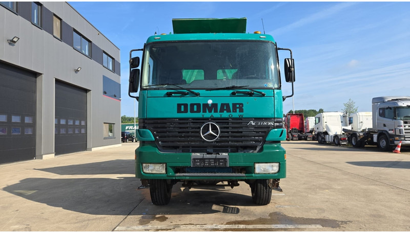 Mercedes-Benz Actros 3331 (BOITE MANUELLE / 6X6 / LAMES / GRAND PONT / V6) - Kallurauto: pilt 2 Mercedes-Benz Actros 3331 (BOITE MANUELLE / 6X6 / LAMES / GRAND PONT / V6) - Kallurauto: pilt 2