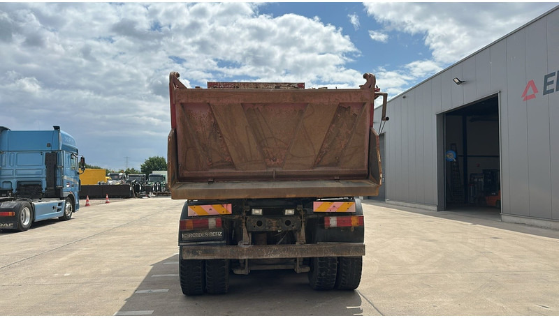 Mercedes-Benz Actros 4143 (8X6 / LAMES / EPS / V6 / GRAND PONT / BIG AXLE / 3 PEDALES) - Kallurauto: pilt 4 Mercedes-Benz Actros 4143 (8X6 / LAMES / EPS / V6 / GRAND PONT / BIG AXLE / 3 PEDALES) - Kallurauto: pilt 4