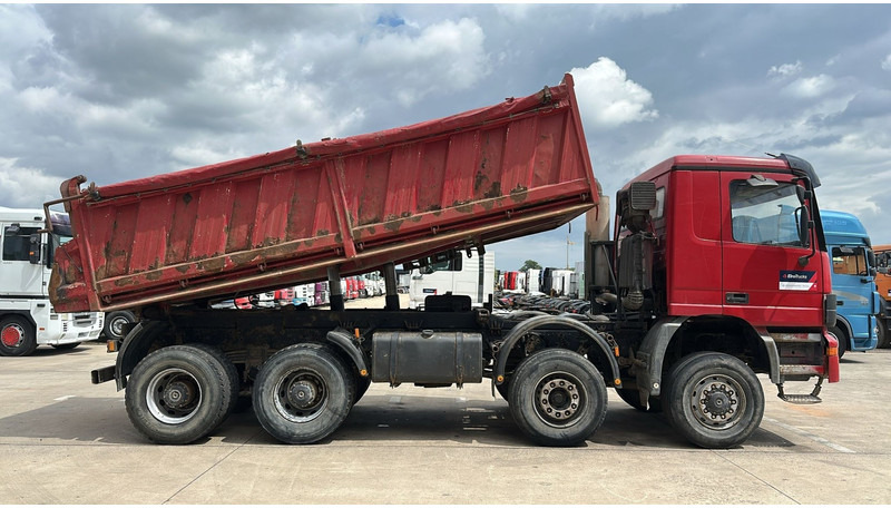 Mercedes-Benz Actros 4143 (8X6 / LAMES / EPS / V6 / GRAND PONT / BIG AXLE / 3 PEDALES) - Kallurauto: pilt 5 Mercedes-Benz Actros 4143 (8X6 / LAMES / EPS / V6 / GRAND PONT / BIG AXLE / 3 PEDALES) - Kallurauto: pilt 5