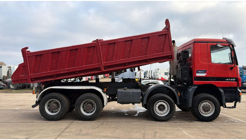 Mercedes-Benz Actros 4148 (EPS / 8X6 / LAMES / GRAND PONT / PROPRE / STEEL SUSP. / BIG AXLE) - Kallurauto: pilt 4 Mercedes-Benz Actros 4148 (EPS / 8X6 / LAMES / GRAND PONT / PROPRE / STEEL SUSP. / BIG AXLE) - Kallurauto: pilt 4