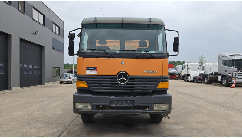 Mercedes-Benz Atego 1928 (PARFAIT ETAT / BOITE MANUELLE / GRAND PONT / LAMES) - Kallurauto: pilt 2 Mercedes-Benz Atego 1928 (PARFAIT ETAT / BOITE MANUELLE / GRAND PONT / LAMES) - Kallurauto: pilt 2