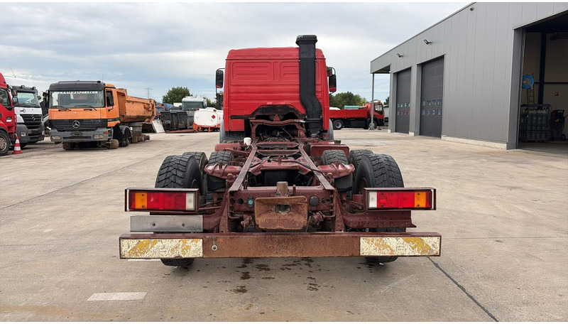 Mercedes-Benz SK 2233 (GRAND PONT / V8 AVEC 2X TURBO / BIG AXLE) - Kabiinišassiiga veoauto: pilt 5 Mercedes-Benz SK 2233 (GRAND PONT / V8 AVEC 2X TURBO / BIG AXLE) - Kabiinišassiiga veoauto: pilt 5