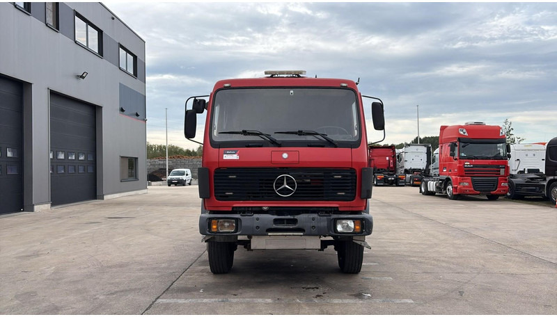 Mercedes-Benz SK 2233 (GRAND PONT / V8 AVEC 2X TURBO / BIG AXLE) - Kabiinišassiiga veoauto: pilt 2 Mercedes-Benz SK 2233 (GRAND PONT / V8 AVEC 2X TURBO / BIG AXLE) - Kabiinišassiiga veoauto: pilt 2
