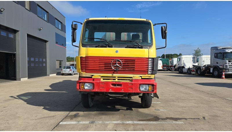 Mercedes-Benz SK 2527 (MALAXEUR / MIXER / POSSIBLE COMME CHASSIS / 6X4 / LAMES / GRAND PONT) - Autobetoonisegisti: pilt 2 Mercedes-Benz SK 2527 (MALAXEUR / MIXER / POSSIBLE COMME CHASSIS / 6X4 / LAMES / GRAND PONT) - Autobetoonisegisti: pilt 2