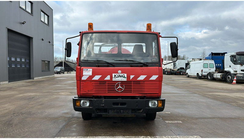 Mercedes-Benz SK 814 (VIDANGEUR / VACUUM / AUXILAIRY / SPER / STEEL SUSP. / LAMES) - Vaakumveok: pilt 2 Mercedes-Benz SK 814 (VIDANGEUR / VACUUM / AUXILAIRY / SPER / STEEL SUSP. / LAMES) - Vaakumveok: pilt 2