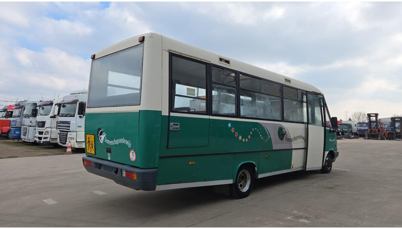 Mercedes-Benz Vario 614 (BELGIAN BUS / 34 SEATS / MANUAL PUMP / LAMES / STEEL SUSP.) - Linnaliini buss: pilt 5 Mercedes-Benz Vario 614 (BELGIAN BUS / 34 SEATS / MANUAL PUMP / LAMES / STEEL SUSP.) - Linnaliini buss: pilt 5