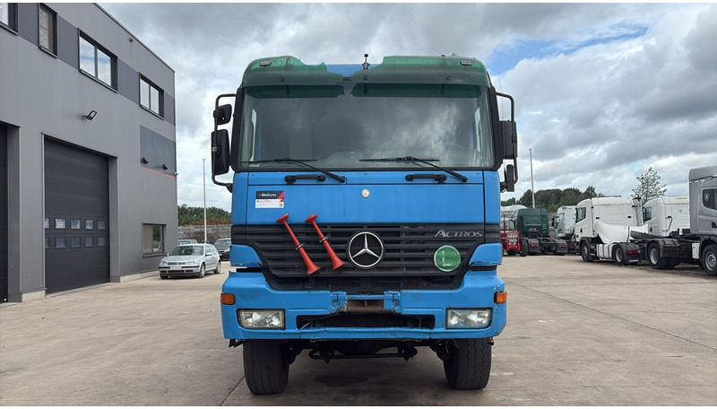 Mercedes-Benz actros 3340 (6X6 / BOITE MANUELLE /MANUAL GEARBOX / 3 PONTS / V6 / MP1) - Kallurauto: pilt 2 Mercedes-Benz actros 3340 (6X6 / BOITE MANUELLE /MANUAL GEARBOX / 3 PONTS / V6 / MP1) - Kallurauto: pilt 2