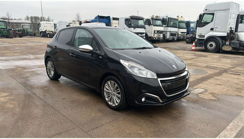 Peugeot 208 (BELGIAN CAR / AIRCO / 5 DOORS / PETROL) - Auto: pilt 2 Peugeot 208 (BELGIAN CAR / AIRCO / 5 DOORS / PETROL) - Auto: pilt 2
