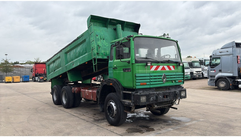 Renault G 300 MAXTER (GRAND PONT / POMPE MANUELLE / 6X4) - Kallurauto: pilt 3 Renault G 300 MAXTER (GRAND PONT / POMPE MANUELLE / 6X4) - Kallurauto: pilt 3