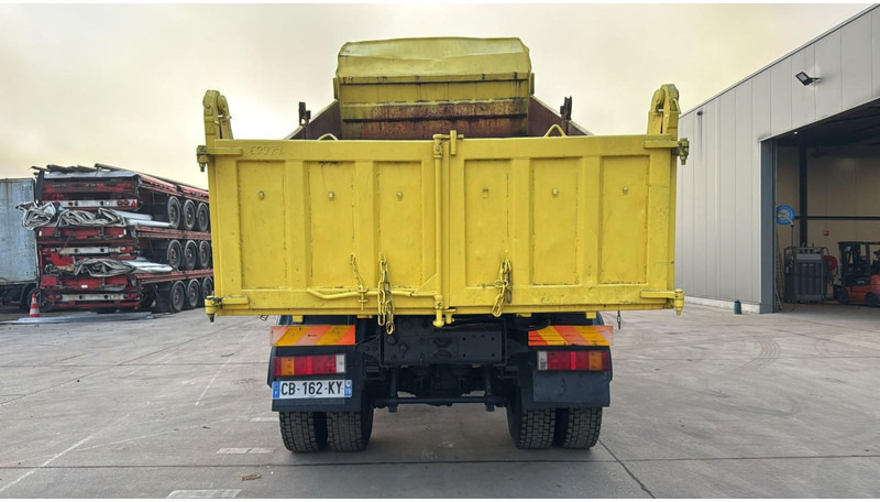 Renault KERAX 340 (4X4 / CAMION FRANCAIS / PARFAIT ETAT / LAMES / BOITE ET POMPE MANUELLE / FRENCH TRUCK) - Kallurauto: pilt 5 Renault KERAX 340 (4X4 / CAMION FRANCAIS / PARFAIT ETAT / LAMES / BOITE ET POMPE MANUELLE / FRENCH TRUCK) - Kallurauto: pilt 5