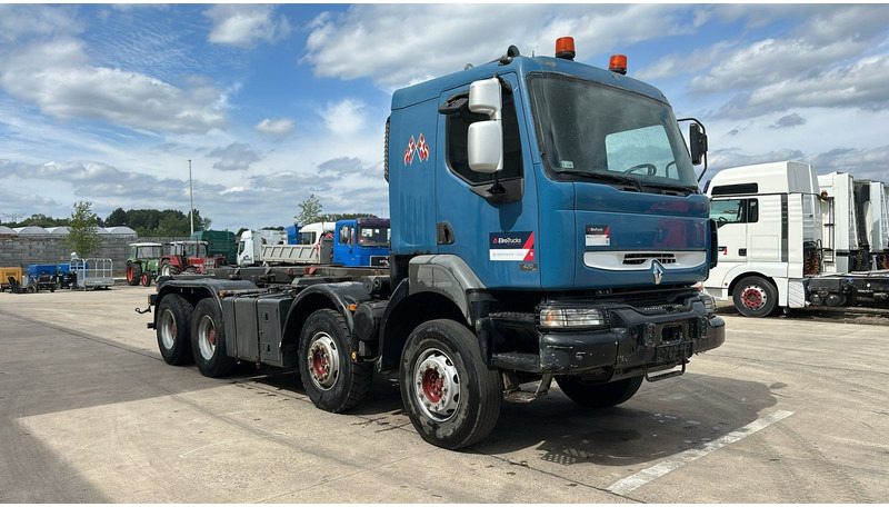 Renault KERAX 420 (8X4 / GRAND PONT / LAMES / BOITE MANUELLE / BONNE ETAT) - Kabiinišassiiga veoauto: pilt 3 Renault KERAX 420 (8X4 / GRAND PONT / LAMES / BOITE MANUELLE / BONNE ETAT) - Kabiinišassiiga veoauto: pilt 3