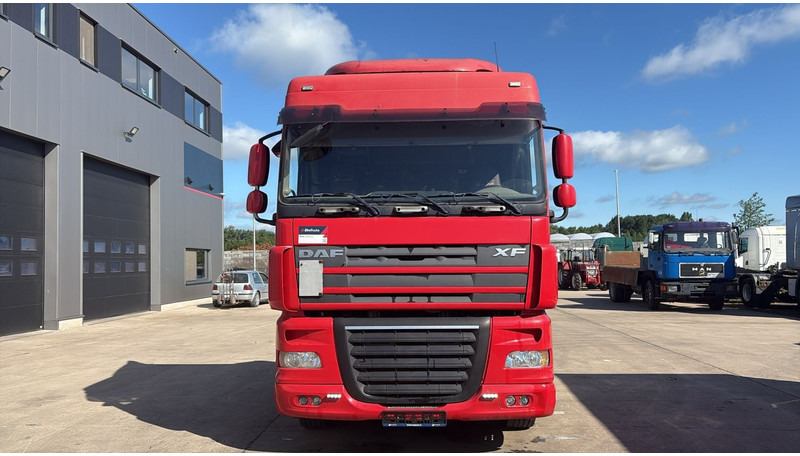 DAF 105 XF 460 (BOITE MANUELLE / MANUAL GEARBOX) - Sadulveok: pilt 2 DAF 105 XF 460 (BOITE MANUELLE / MANUAL GEARBOX) - Sadulveok: pilt 2