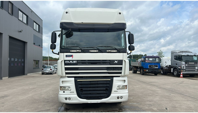 DAF 105 XF 460 (BOITE MANUELLE / MANUAL GEARBOX / CLEAN CONDITION / PROPRE) - Sadulveok: pilt 2 DAF 105 XF 460 (BOITE MANUELLE / MANUAL GEARBOX / CLEAN CONDITION / PROPRE) - Sadulveok: pilt 2