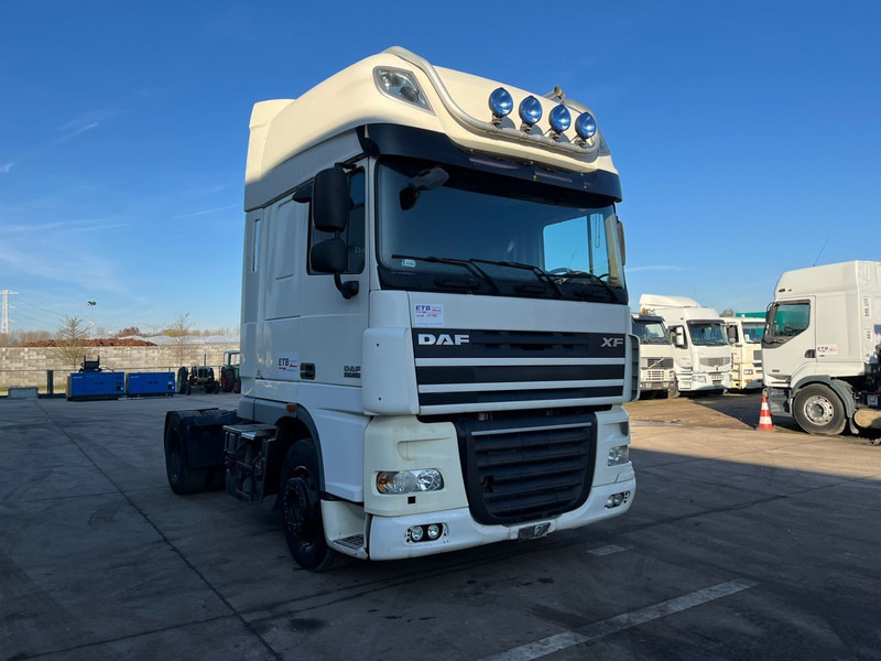 DAF 105 XF 460 Super Space Cab (MANUAL GEARBOX / BOITE MANUELLE) - Sadulveok: pilt 3 DAF 105 XF 460 Super Space Cab (MANUAL GEARBOX / BOITE MANUELLE) - Sadulveok: pilt 3