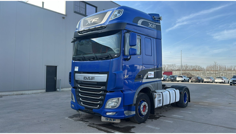 DAF 106 XF 460 (TRES PROPRE / EURO 6 / SUPER SPACE CAB) - Sadulveok: pilt 1 DAF 106 XF 460 (TRES PROPRE / EURO 6 / SUPER SPACE CAB) - Sadulveok: pilt 1