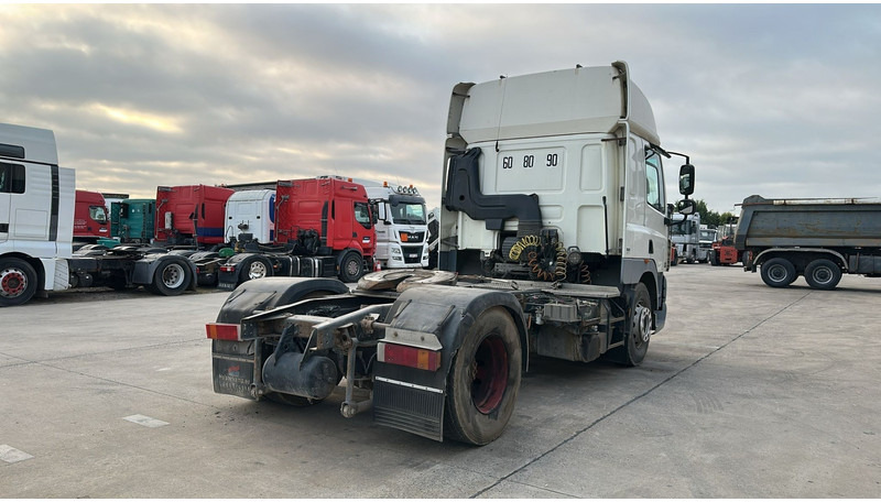 DAF 85 CF 410 (BOITE MANUELLE / MANUAL GEARBOX / GOOD CONDITION / BONNE ETAT) - Sadulveok: pilt 5 DAF 85 CF 410 (BOITE MANUELLE / MANUAL GEARBOX / GOOD CONDITION / BONNE ETAT) - Sadulveok: pilt 5