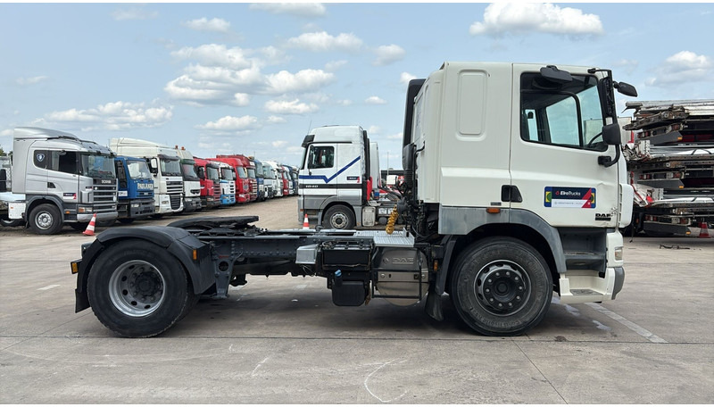 DAF 85 CF 410 (LOW CABIN / PETIT CABINE / TRES PROPRE / CLEAN CONDITION) - Sadulveok: pilt 4 DAF 85 CF 410 (LOW CABIN / PETIT CABINE / TRES PROPRE / CLEAN CONDITION) - Sadulveok: pilt 4