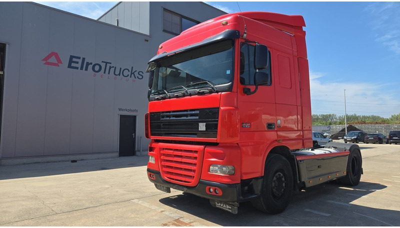 DAF XF 105.410 (BOITE MANUELLE / SUPER PROPRE !!! / TRES BONNE ETAT / AIRCO / MANUAL GEARBOX) - Sadulveok: pilt 1 DAF XF 105.410 (BOITE MANUELLE / SUPER PROPRE !!! / TRES BONNE ETAT / AIRCO / MANUAL GEARBOX) - Sadulveok: pilt 1