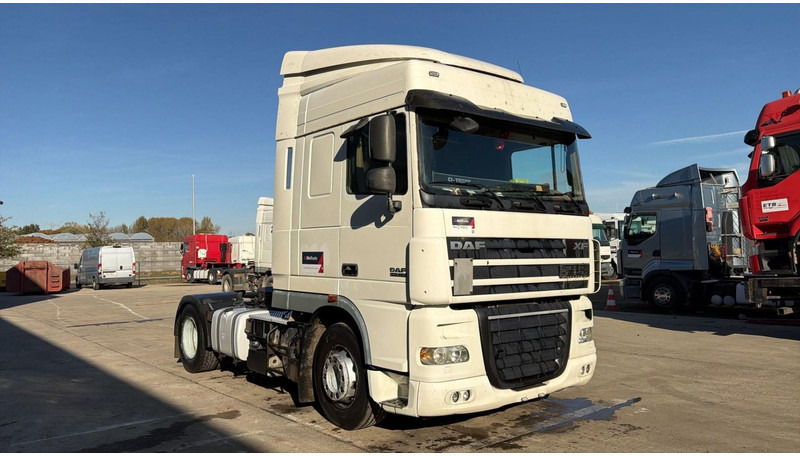 DAF XF 105.460 (BOITE MANUELLE / MANUAL GEARBOX) - Sadulveok: pilt 3 DAF XF 105.460 (BOITE MANUELLE / MANUAL GEARBOX) - Sadulveok: pilt 3