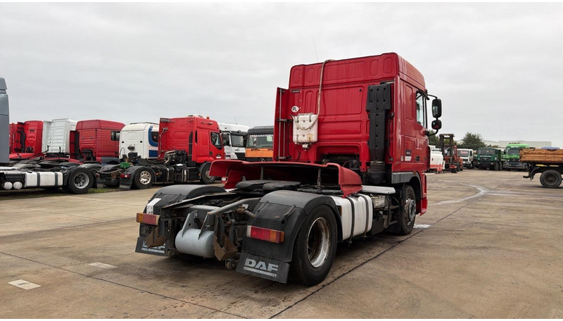 DAF XF 105.460 (BOITE MANUELLE / MANUAL GEARBOX) - Sadulveok: pilt 4 DAF XF 105.460 (BOITE MANUELLE / MANUAL GEARBOX) - Sadulveok: pilt 4