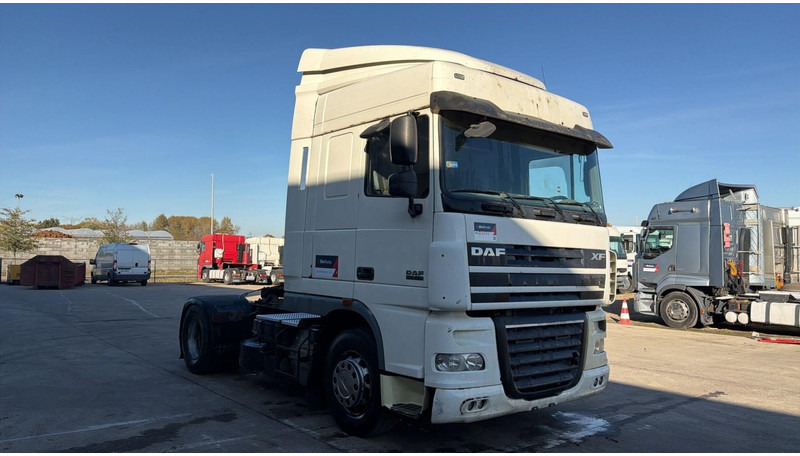 DAF XF 105.460 (BOITE MANUELLE / MANUAL GEARBOX) - Sadulveok: pilt 3 DAF XF 105.460 (BOITE MANUELLE / MANUAL GEARBOX) - Sadulveok: pilt 3