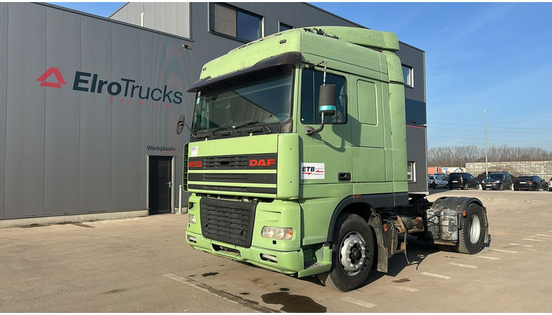 DAF XF 95.430 (EURO 2 / MANUAL PUMP / POMPE MANUELLE / BOITE MANUELLE) - Sadulveok: pilt 1 DAF XF 95.430 (EURO 2 / MANUAL PUMP / POMPE MANUELLE / BOITE MANUELLE) - Sadulveok: pilt 1