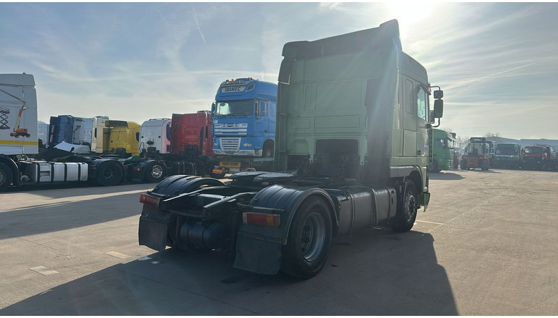 DAF XF 95.430 (EURO 2 / MANUAL PUMP / POMPE MANUELLE / BOITE MANUELLE) - Sadulveok: pilt 5 DAF XF 95.430 (EURO 2 / MANUAL PUMP / POMPE MANUELLE / BOITE MANUELLE) - Sadulveok: pilt 5