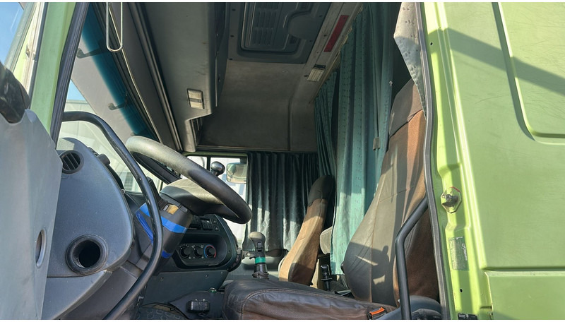 Sadulveok DAF XF 95.430 (EURO 2 / MANUAL PUMP / POMPE MANUELLE / BOITE MANUELLE): pilt 18