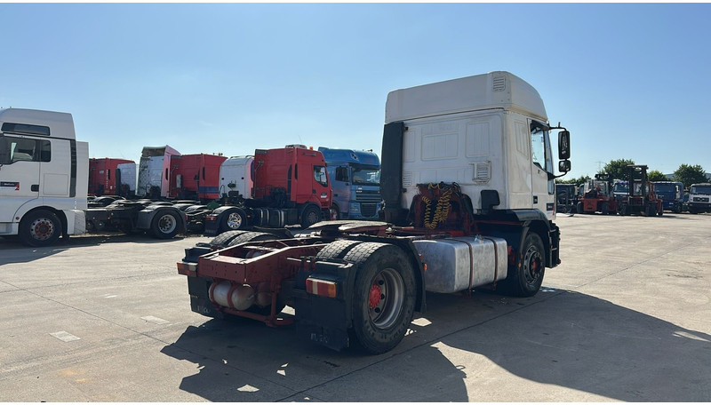 Iveco Eurotech 440 E 42 (MANUAL PUMP / ZF MANUAL GEARBOX / POMPE MANUELLE / BOITE MANUELLE ZF) - Sadulveok: pilt 5 Iveco Eurotech 440 E 42 (MANUAL PUMP / ZF MANUAL GEARBOX / POMPE MANUELLE / BOITE MANUELLE ZF) - Sadulveok: pilt 5