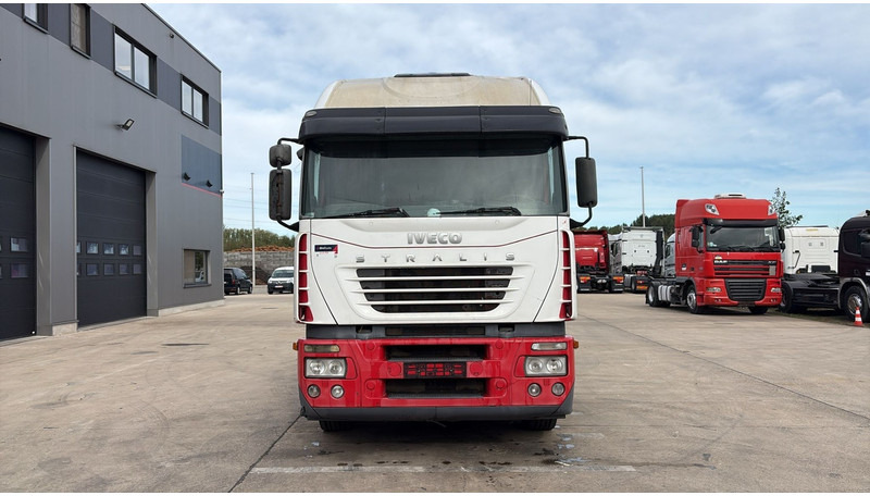 Iveco Stralis 430 (BOITE MANUELLE / MANUAL GEARBOX) - Sadulveok: pilt 2 Iveco Stralis 430 (BOITE MANUELLE / MANUAL GEARBOX) - Sadulveok: pilt 2
