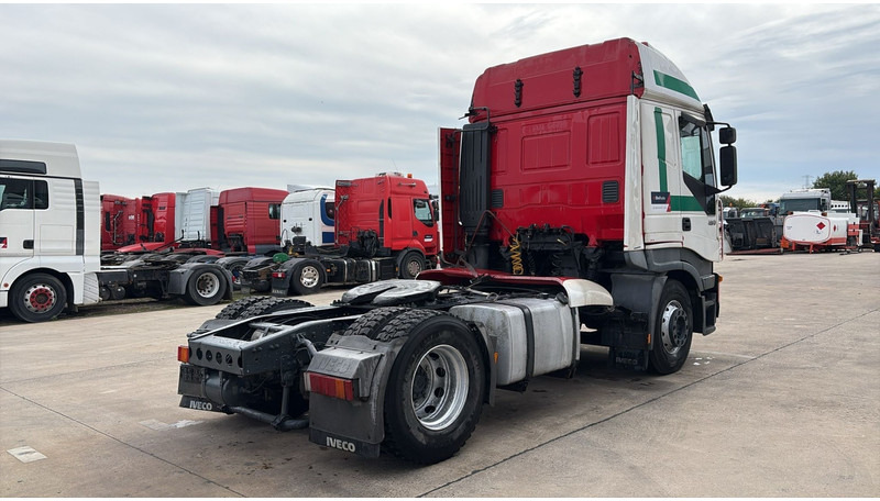 Iveco Stralis 430 (BOITE MANUELLE / MANUAL GEARBOX) - Sadulveok: pilt 5 Iveco Stralis 430 (BOITE MANUELLE / MANUAL GEARBOX) - Sadulveok: pilt 5