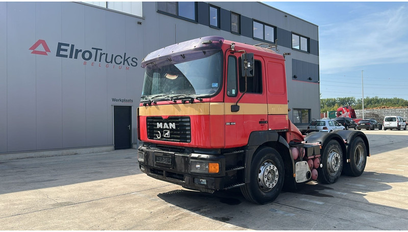 MAN 26.414 (6X2 / ORIGINAL TRACTOR UNIT / EURO 2 / MANUAL GEARBOX / BOITE MANUELLE) - Sadulveok: pilt 1 MAN 26.414 (6X2 / ORIGINAL TRACTOR UNIT / EURO 2 / MANUAL GEARBOX / BOITE MANUELLE) - Sadulveok: pilt 1