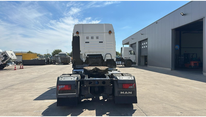 MAN TGA 18.430 (BOITE MANUELLE / MANUAL GEARBOX) - Sadulveok: pilt 5 MAN TGA 18.430 (BOITE MANUELLE / MANUAL GEARBOX) - Sadulveok: pilt 5