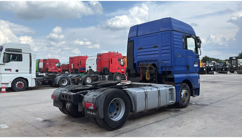 MAN TGA 18.440 (BOITE MANUELLE / MANUAL GEARBOX) - Sadulveok: pilt 4 MAN TGA 18.440 (BOITE MANUELLE / MANUAL GEARBOX) - Sadulveok: pilt 4